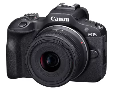EOS R100 + RF-S 18-45mm F4.5-6.3 IS STM (in arrivo a giugno)