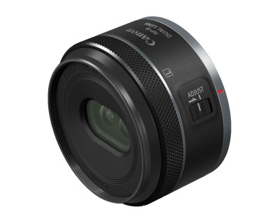 RF-S 7.8mm F4 STM DUAL