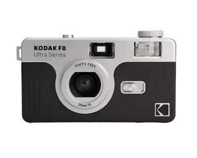 Camera analogica Ultra F8 Black con flash integrato